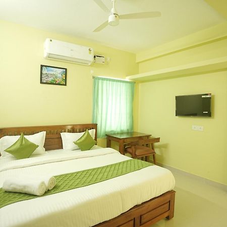 Le Leos Park Inn Pondicherry Dış mekan fotoğraf
