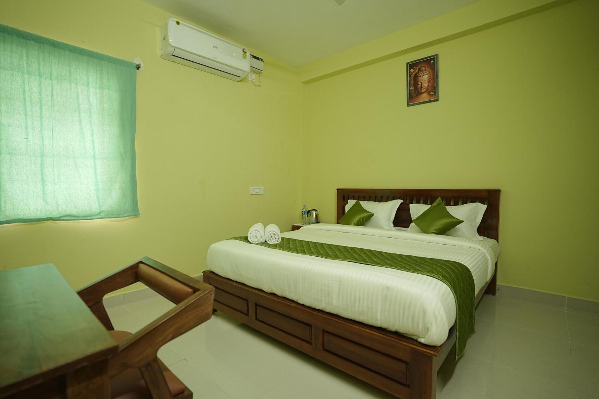 Le Leos Park Inn Pondicherry Dış mekan fotoğraf